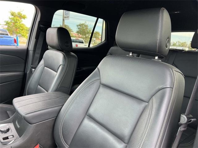 used 2023 Chevrolet Traverse car, priced at $30,500
