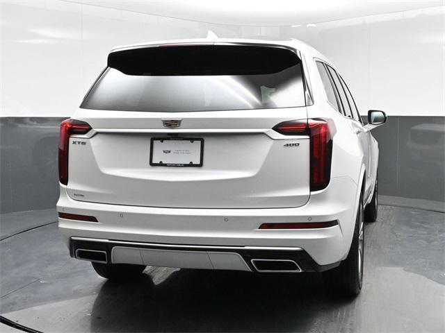 used 2023 Cadillac XT6 car, priced at $44,856