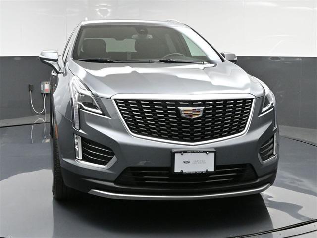 used 2022 Cadillac XT5 car, priced at $30,125