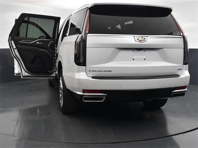 new 2024 Cadillac Escalade car