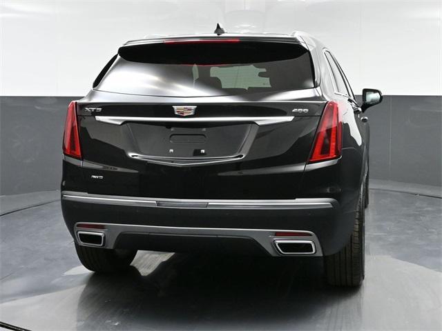 new 2025 Cadillac XT5 car, priced at $56,010