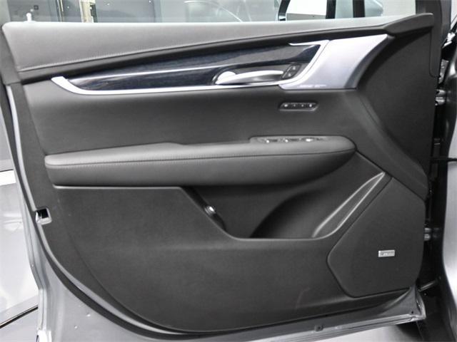 new 2025 Cadillac XT5 car, priced at $54,515