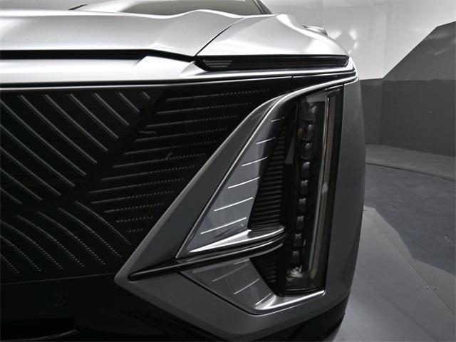 new 2025 Cadillac LYRIQ car