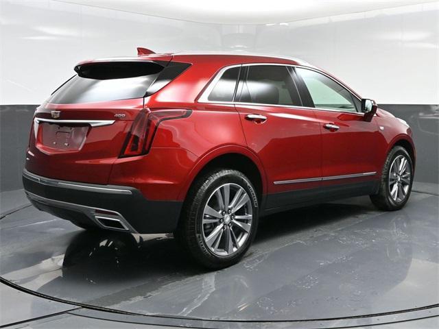 new 2025 Cadillac XT5 car, priced at $56,215