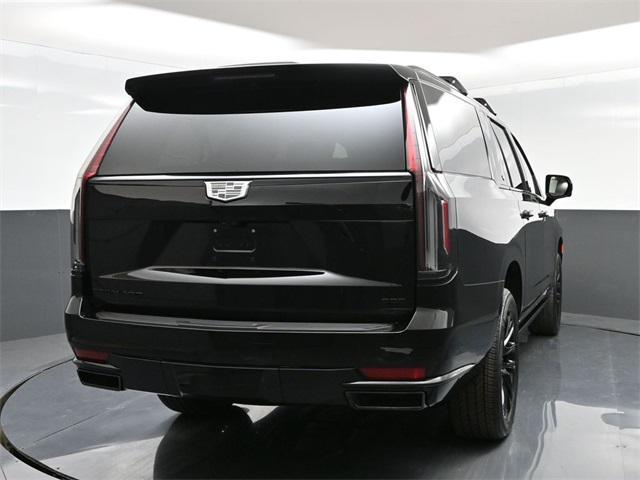 new 2024 Cadillac Escalade ESV car