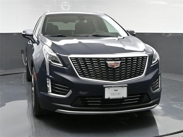 new 2025 Cadillac XT5 car