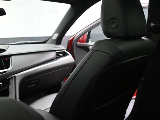 used 2022 Cadillac XT5 car, priced at $35,251