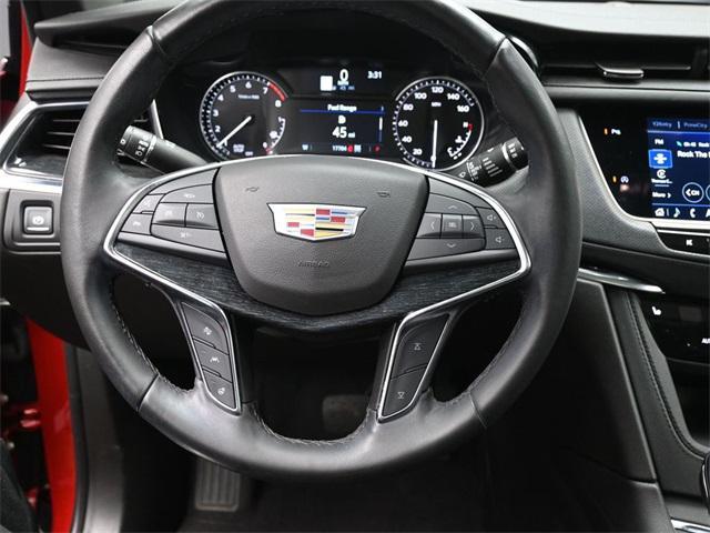 used 2022 Cadillac XT5 car, priced at $35,251