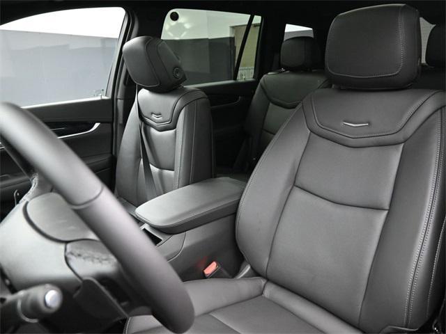 new 2025 Cadillac XT6 car, priced at $62,568