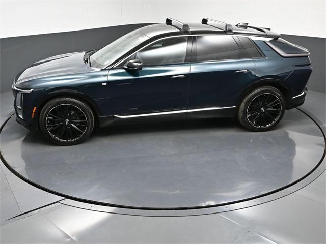 new 2025 Cadillac LYRIQ car, priced at $69,059