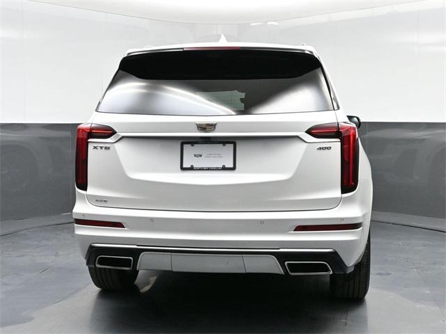 used 2022 Cadillac XT6 car, priced at $38,364