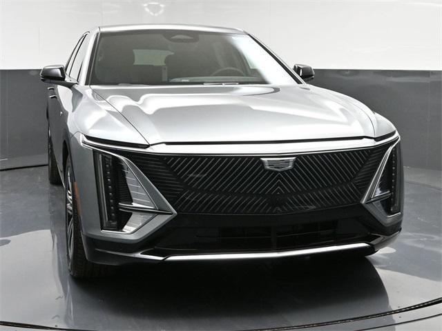 new 2025 Cadillac LYRIQ car