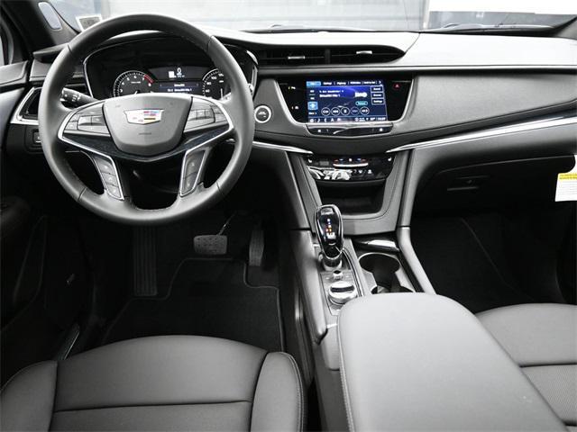 new 2025 Cadillac XT5 car, priced at $56,110