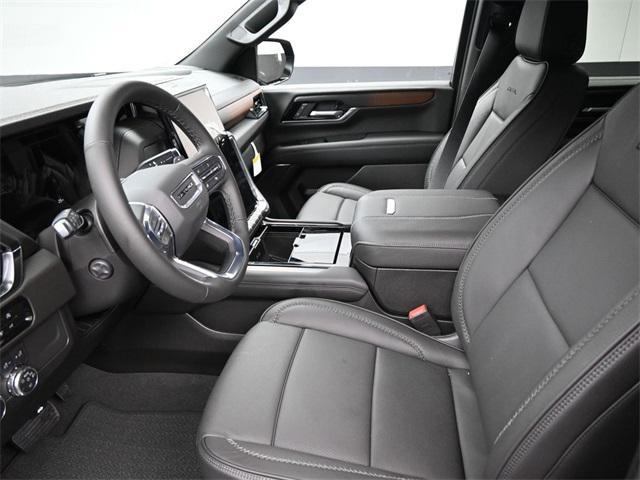 new 2025 GMC Yukon car, priced at $85,215