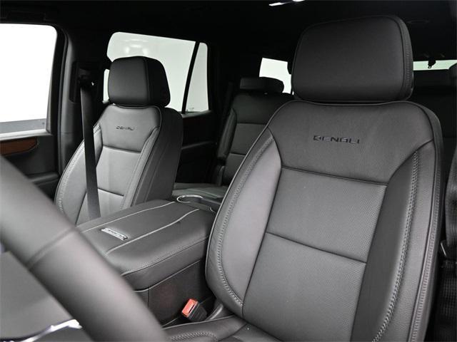 new 2025 GMC Yukon car, priced at $85,215