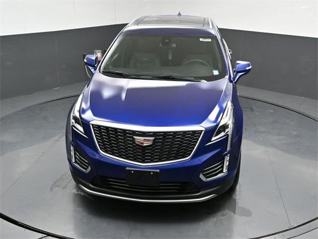 new 2024 Cadillac XT5 car, priced at $54,215