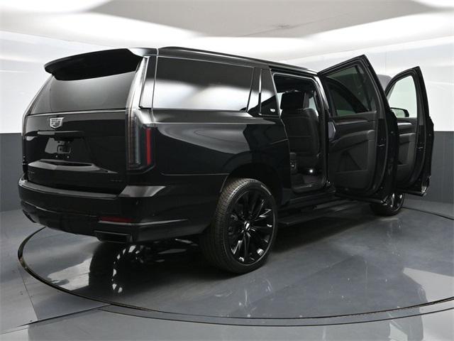 new 2025 Cadillac Escalade ESV car