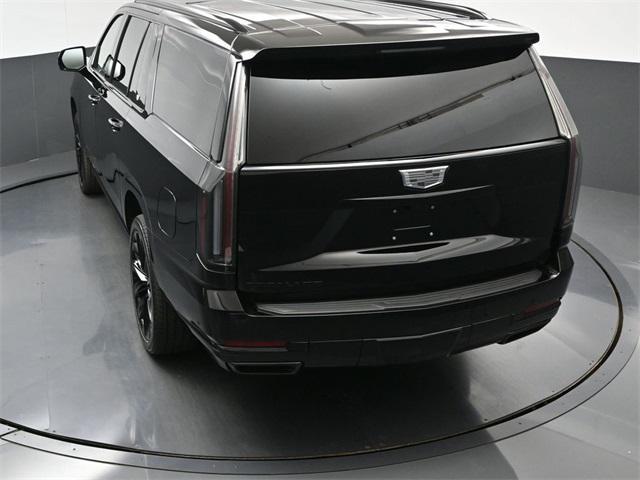 new 2025 Cadillac Escalade ESV car