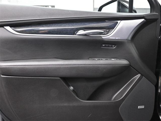 used 2022 Cadillac XT5 car