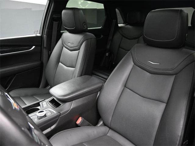 used 2022 Cadillac XT5 car, priced at $33,539