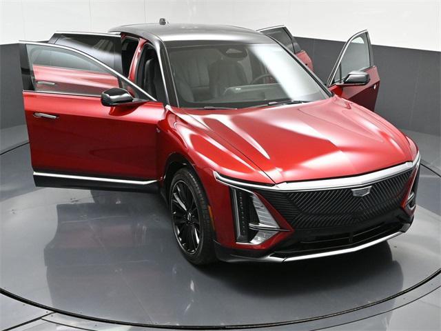 new 2025 Cadillac LYRIQ car, priced at $67,610