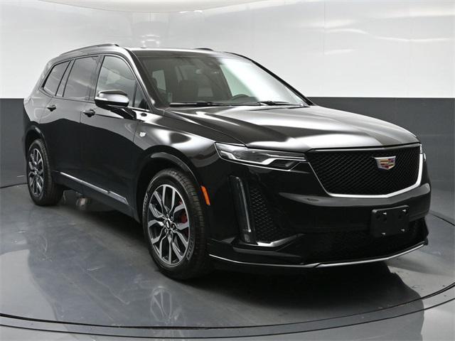 new 2025 Cadillac XT6 car, priced at $67,093