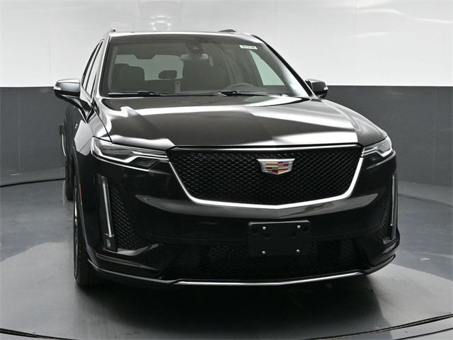 new 2025 Cadillac XT6 car, priced at $67,093