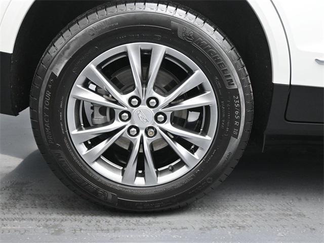used 2022 Cadillac XT5 car, priced at $34,749