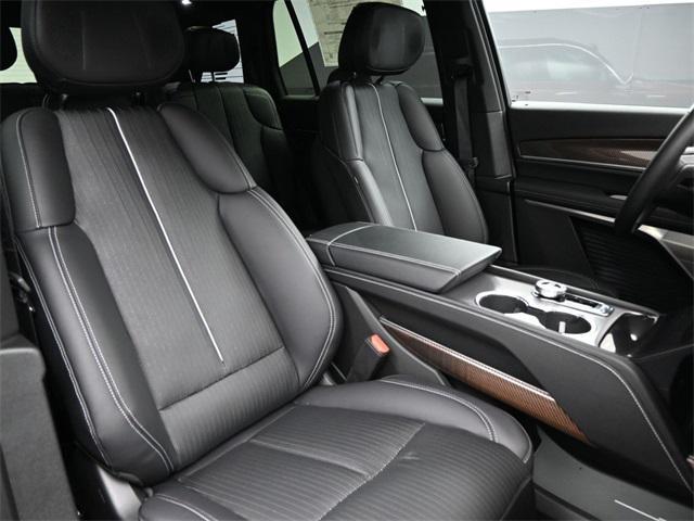 new 2026 Cadillac VISTIQ car, priced at $82,065
