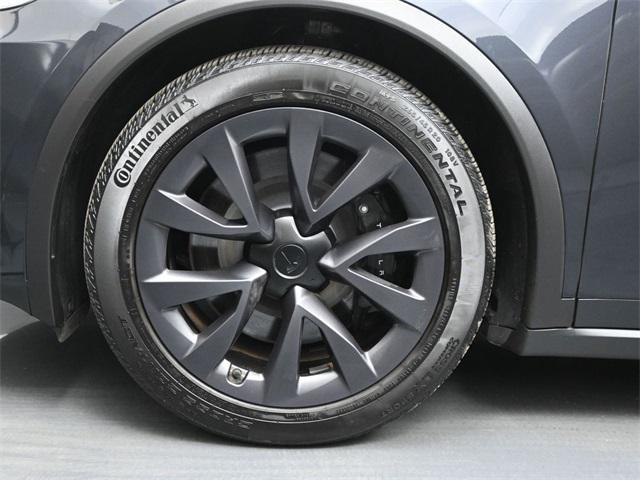 used 2024 Tesla Model X car, priced at $62,354