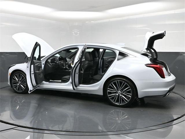 new 2026 Cadillac CT5 car