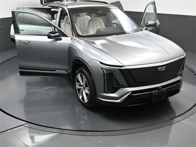 new 2026 Cadillac VISTIQ car, priced at $81,588