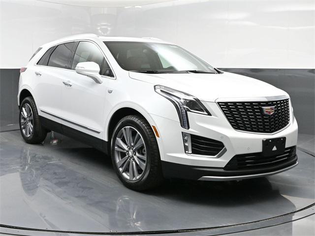 new 2025 Cadillac XT5 car, priced at $56,215