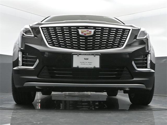 new 2025 Cadillac XT5 car, priced at $55,010