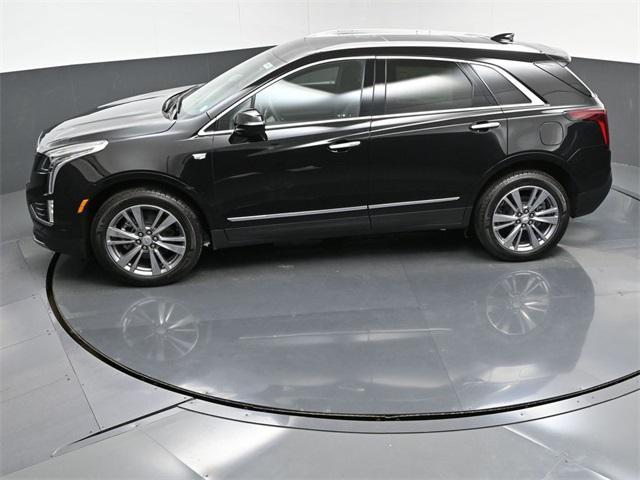 new 2025 Cadillac XT5 car, priced at $55,010