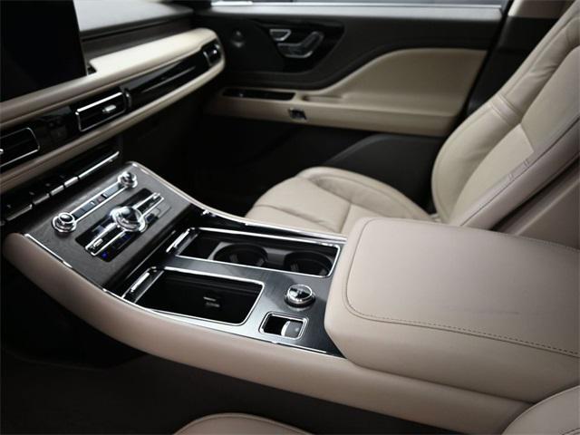 used 2024 Lincoln Aviator car, priced at $52,646