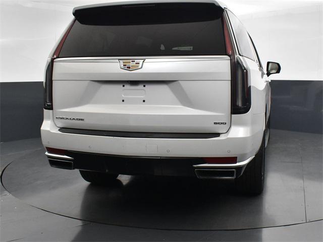 used 2021 Cadillac Escalade ESV car, priced at $64,292