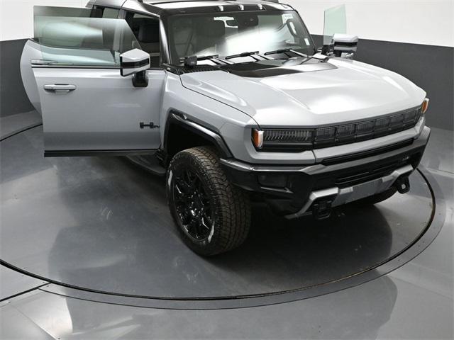 new 2025 GMC HUMMER EV Pickup car, priced at $104,450
