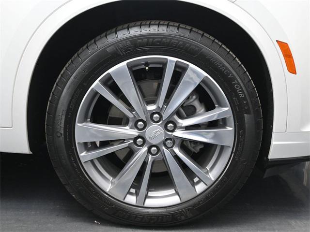 used 2022 Cadillac XT6 car, priced at $35,637