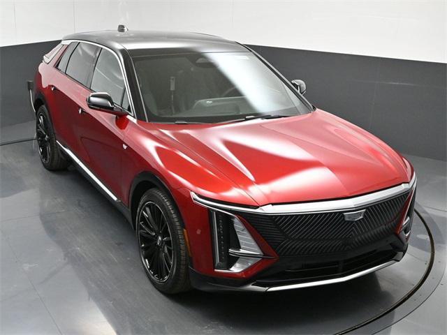 new 2025 Cadillac LYRIQ car, priced at $69,604