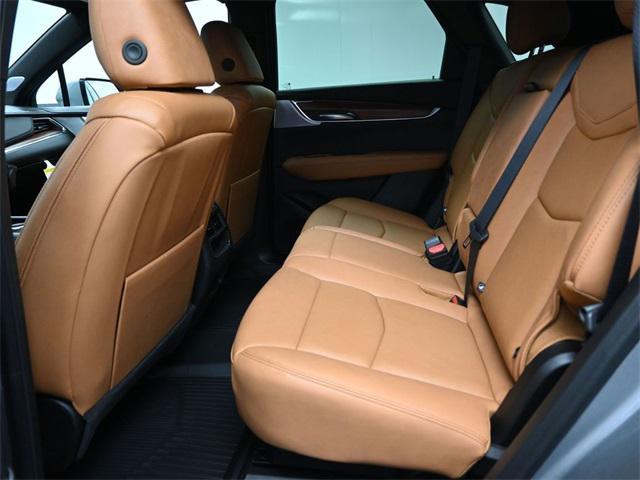new 2025 Cadillac XT5 car, priced at $55,485
