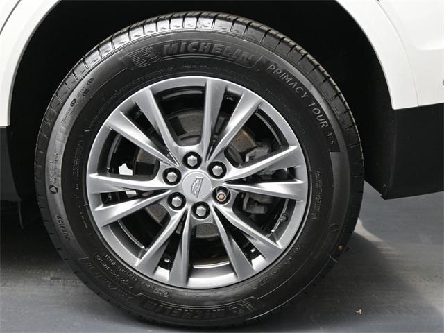 used 2022 Cadillac XT5 car, priced at $33,402