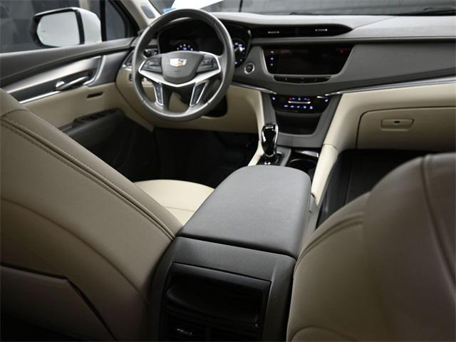 used 2022 Cadillac XT5 car, priced at $33,402