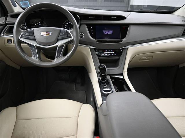 used 2022 Cadillac XT5 car, priced at $33,402