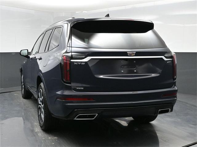 new 2025 Cadillac XT6 car