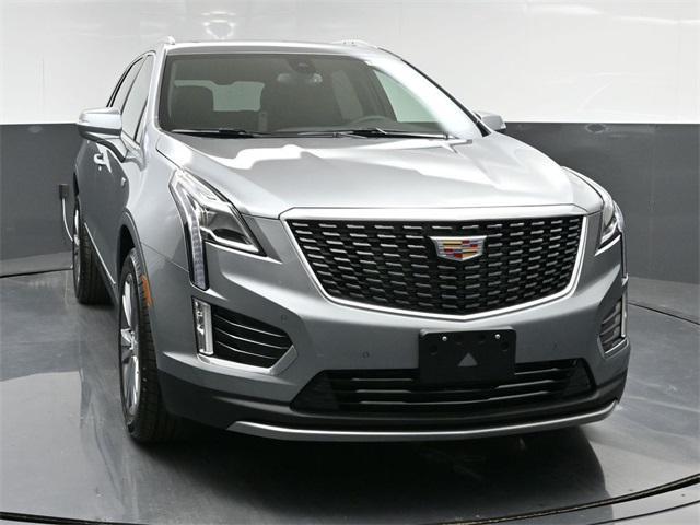 new 2025 Cadillac XT5 car, priced at $55,385