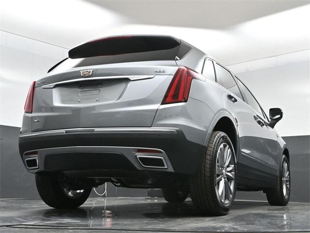 new 2025 Cadillac XT5 car, priced at $55,385