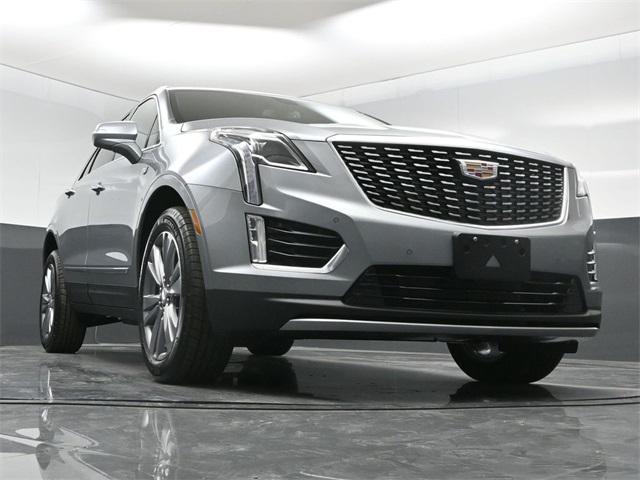 new 2025 Cadillac XT5 car, priced at $55,385