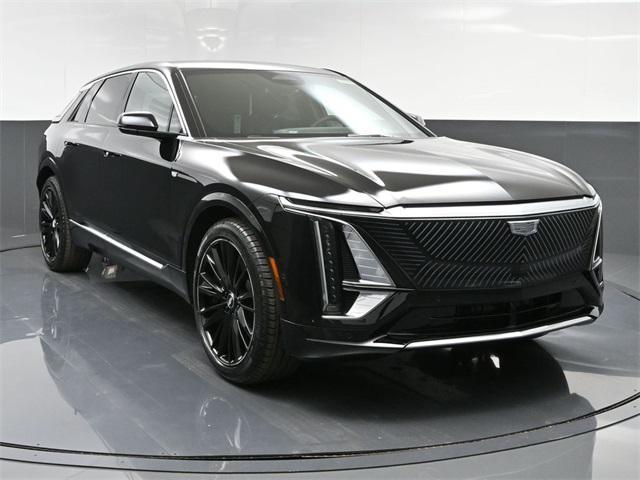 new 2025 Cadillac LYRIQ car