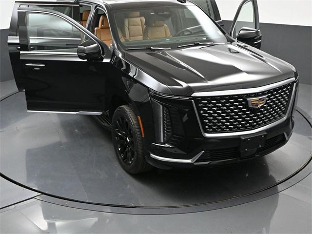 new 2025 Cadillac Escalade ESV car